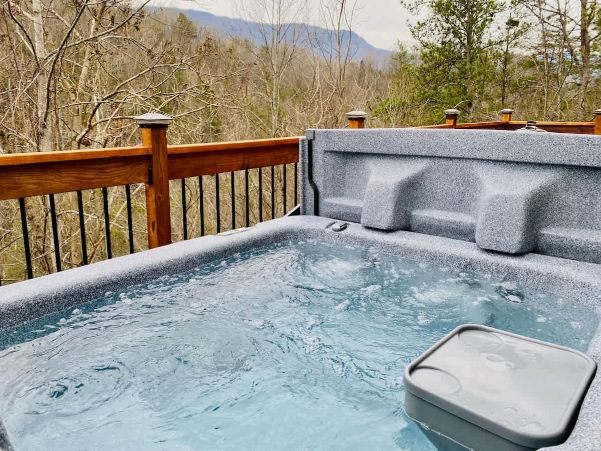 Hidden Mountain Gem Villa Gatlinburg Exterior photo